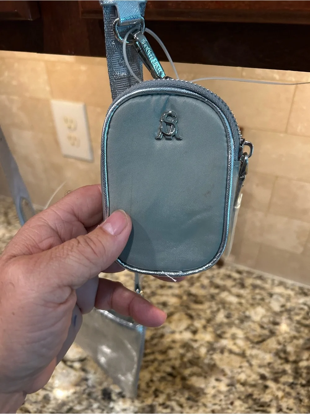 Steve Madden item appears